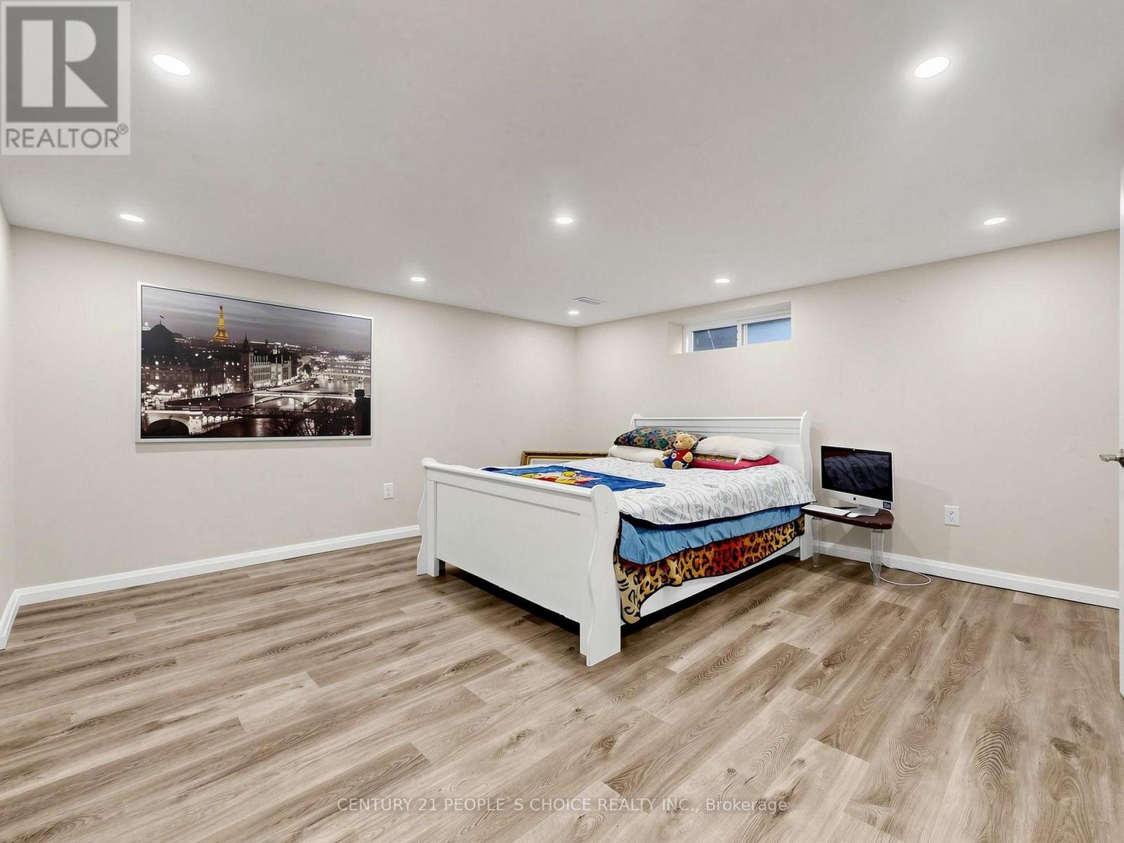 27 Matlock Avenue Property Photo 34