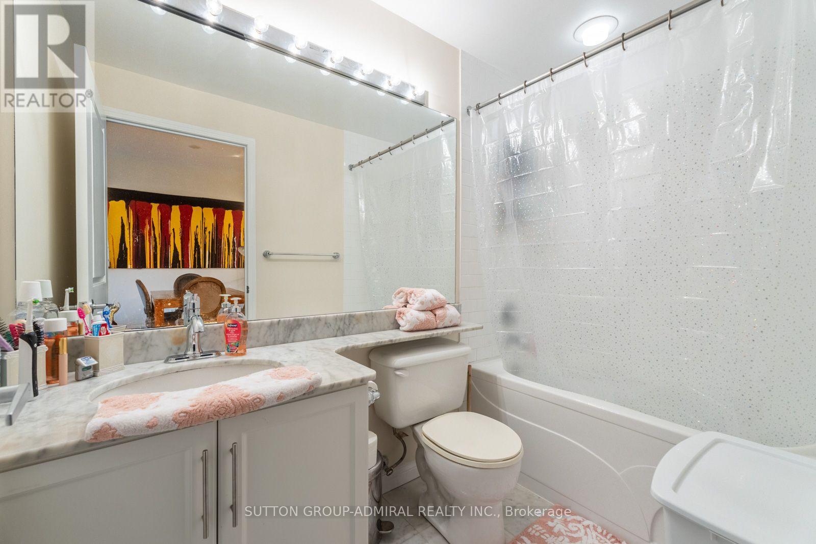 314 - 15 Windermere Avenue Property Photo 20