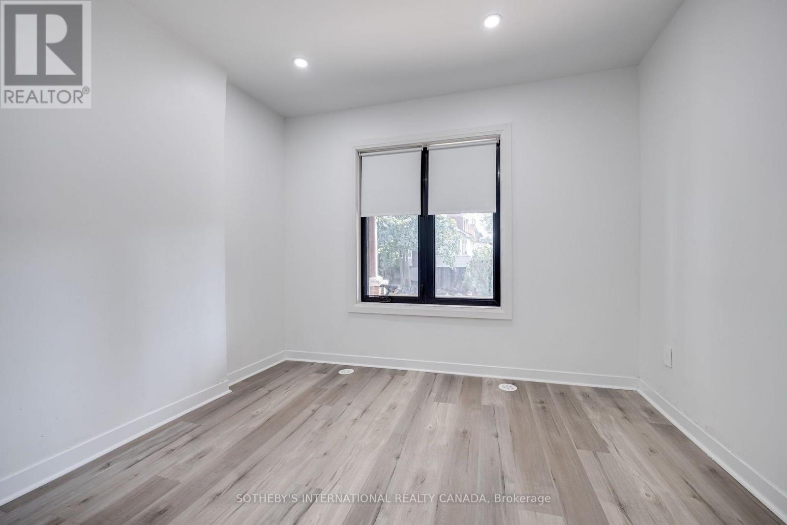 Main - 120 Glenlake Avenue Property Photo 8