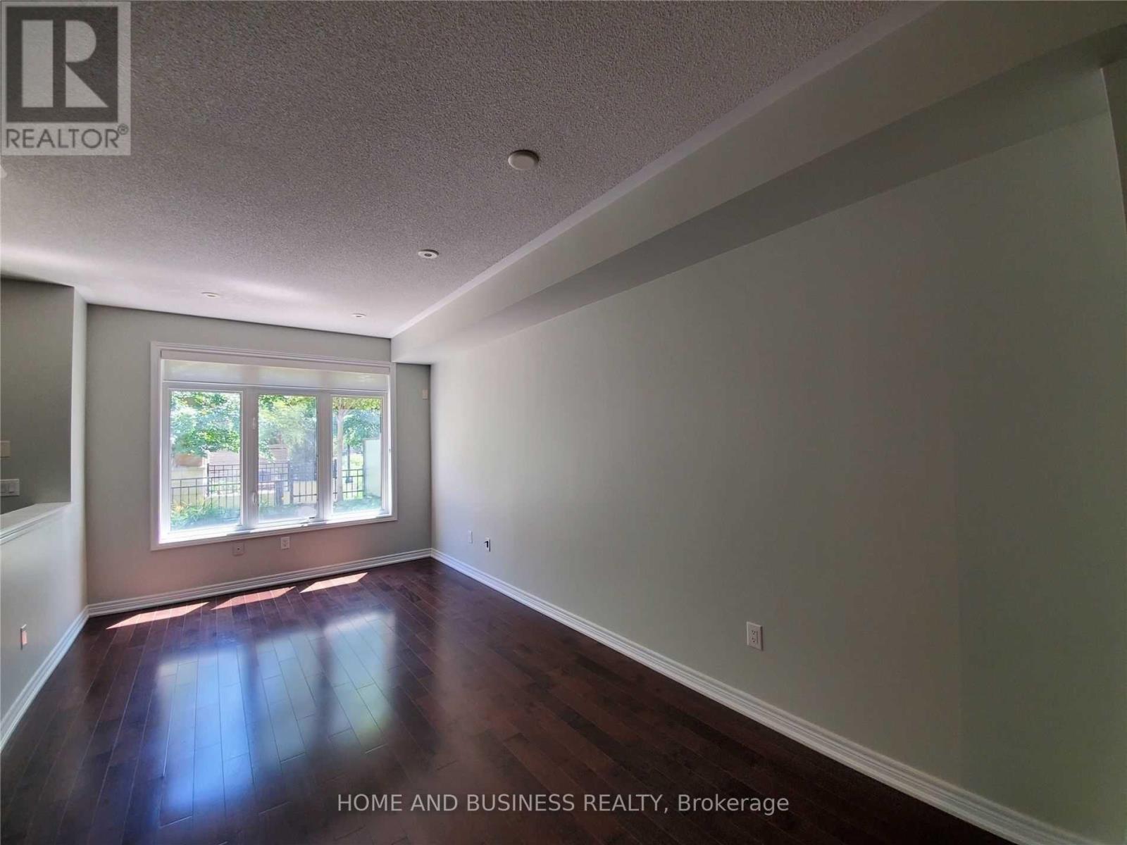 107 - 383 Prince Of Wales Drive Property Photo 5