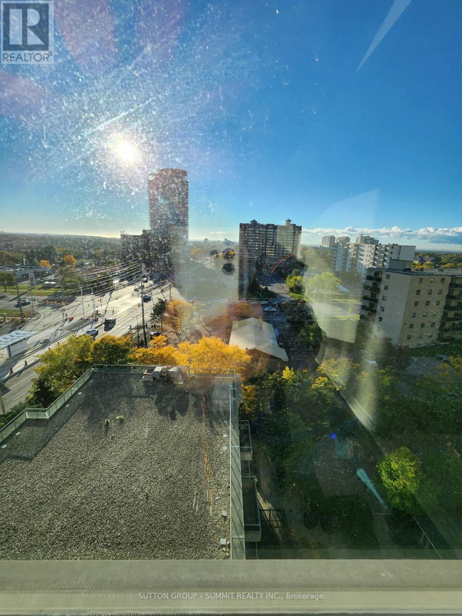 1003 - 3504 Hurontario Street Property Photo 5