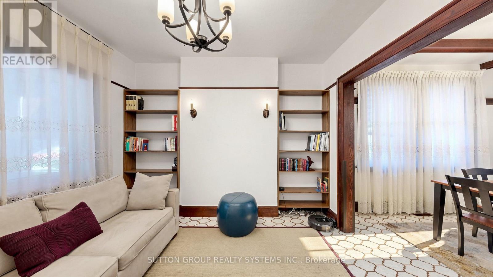 39 Exeter Street Property Photo 5