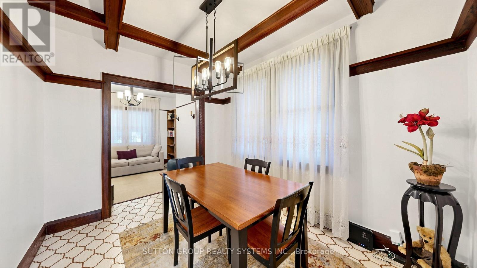 39 Exeter Street Property Photo 8