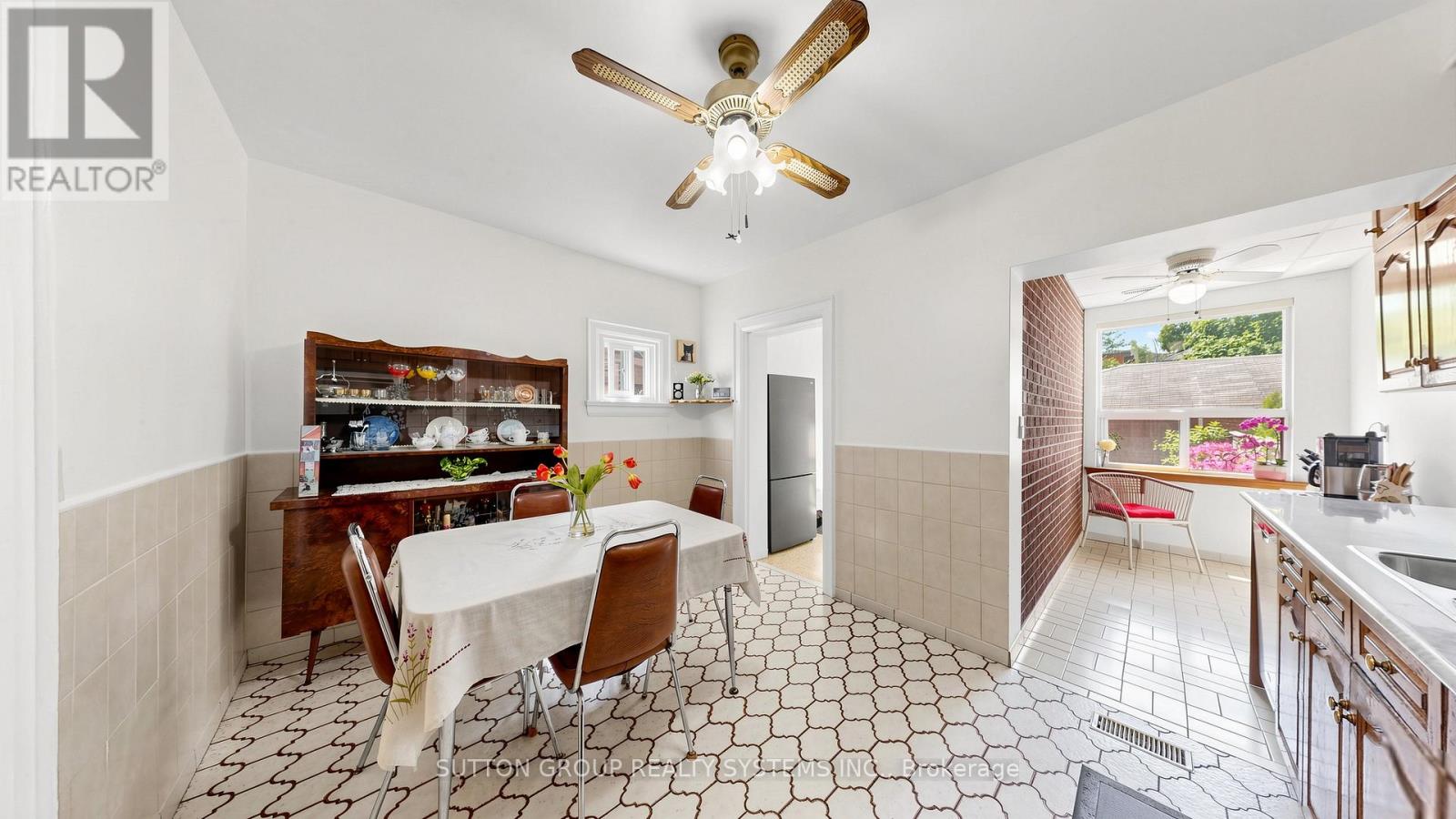 39 Exeter Street Property Photo 11