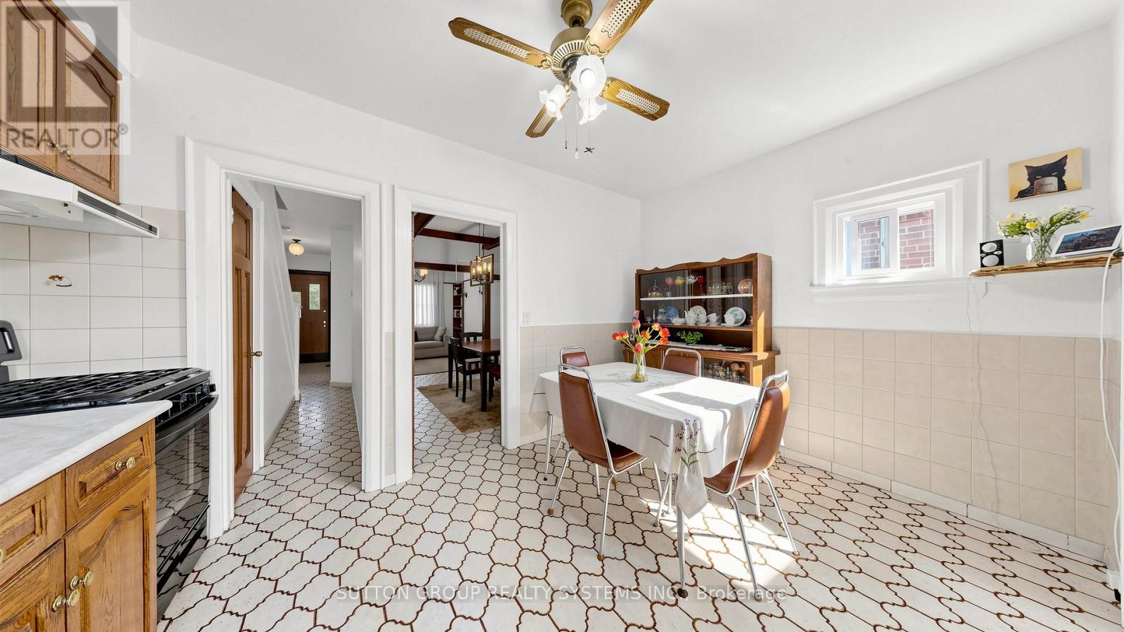 39 Exeter Street Property Photo 12
