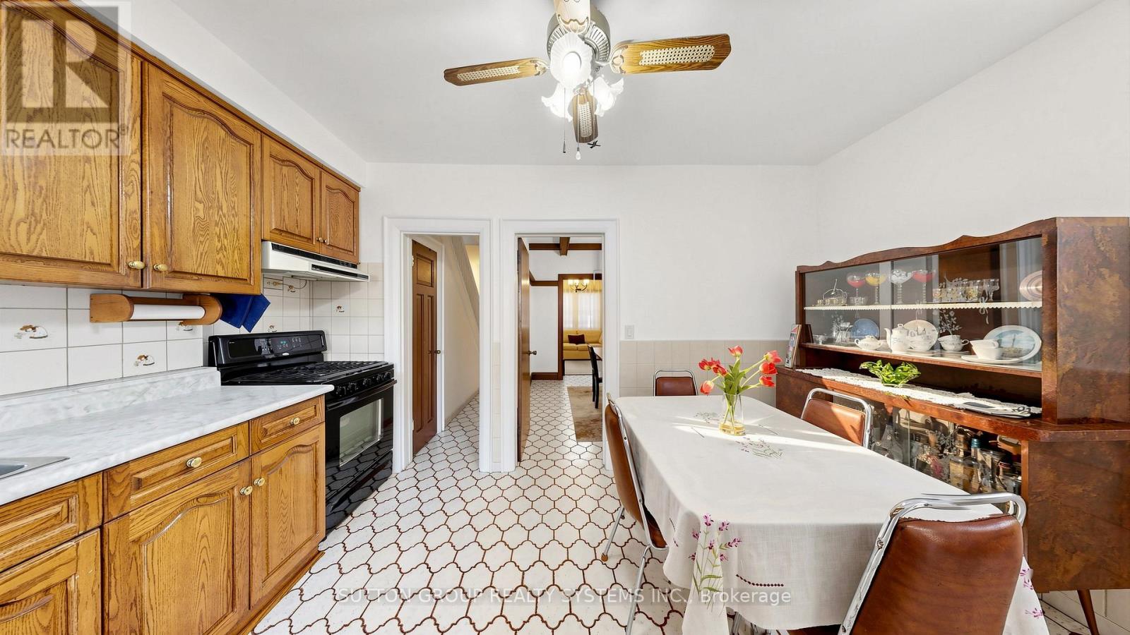 39 Exeter Street Property Photo 14