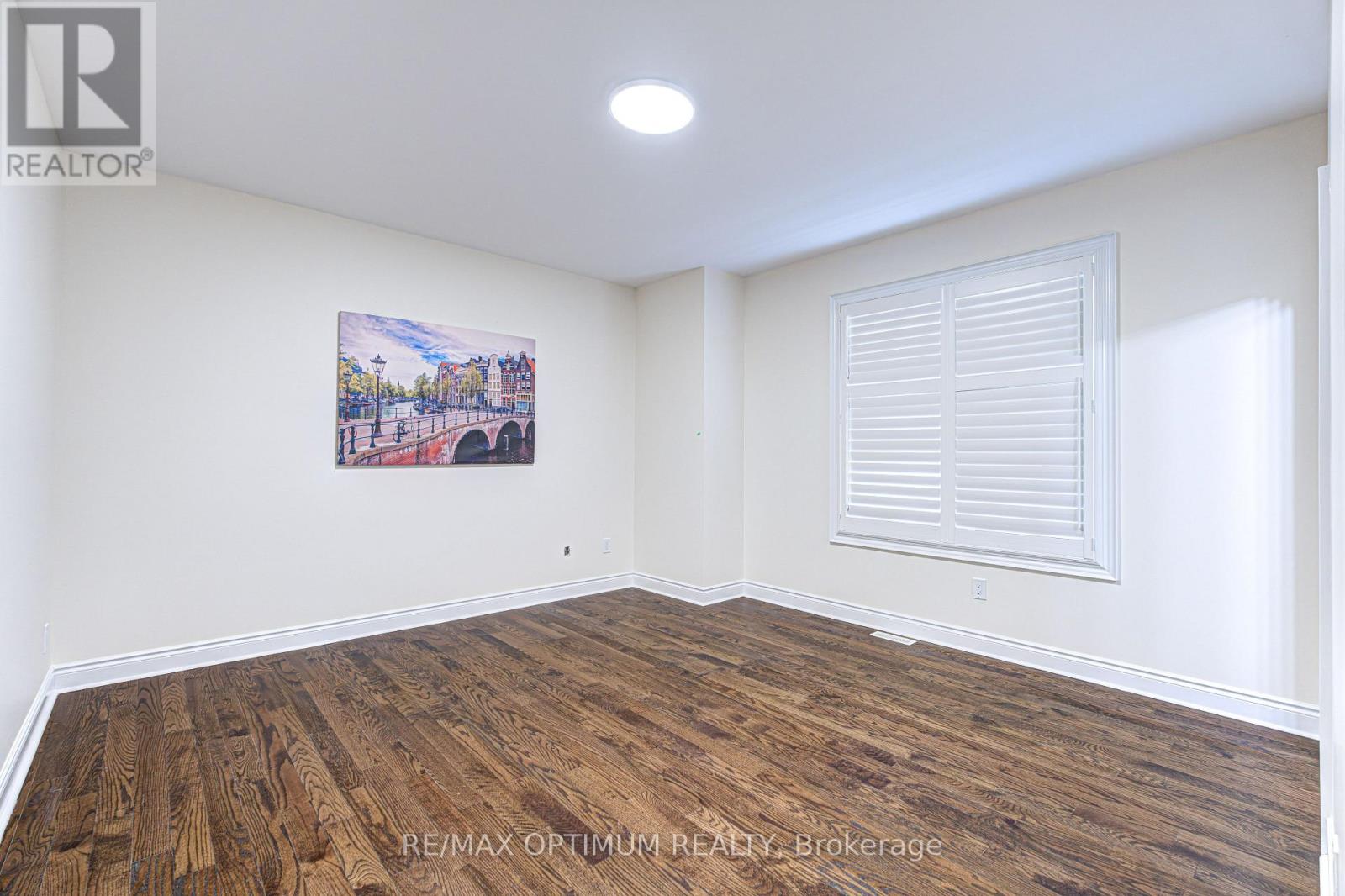 80 Royal West Drive Property Photo 37