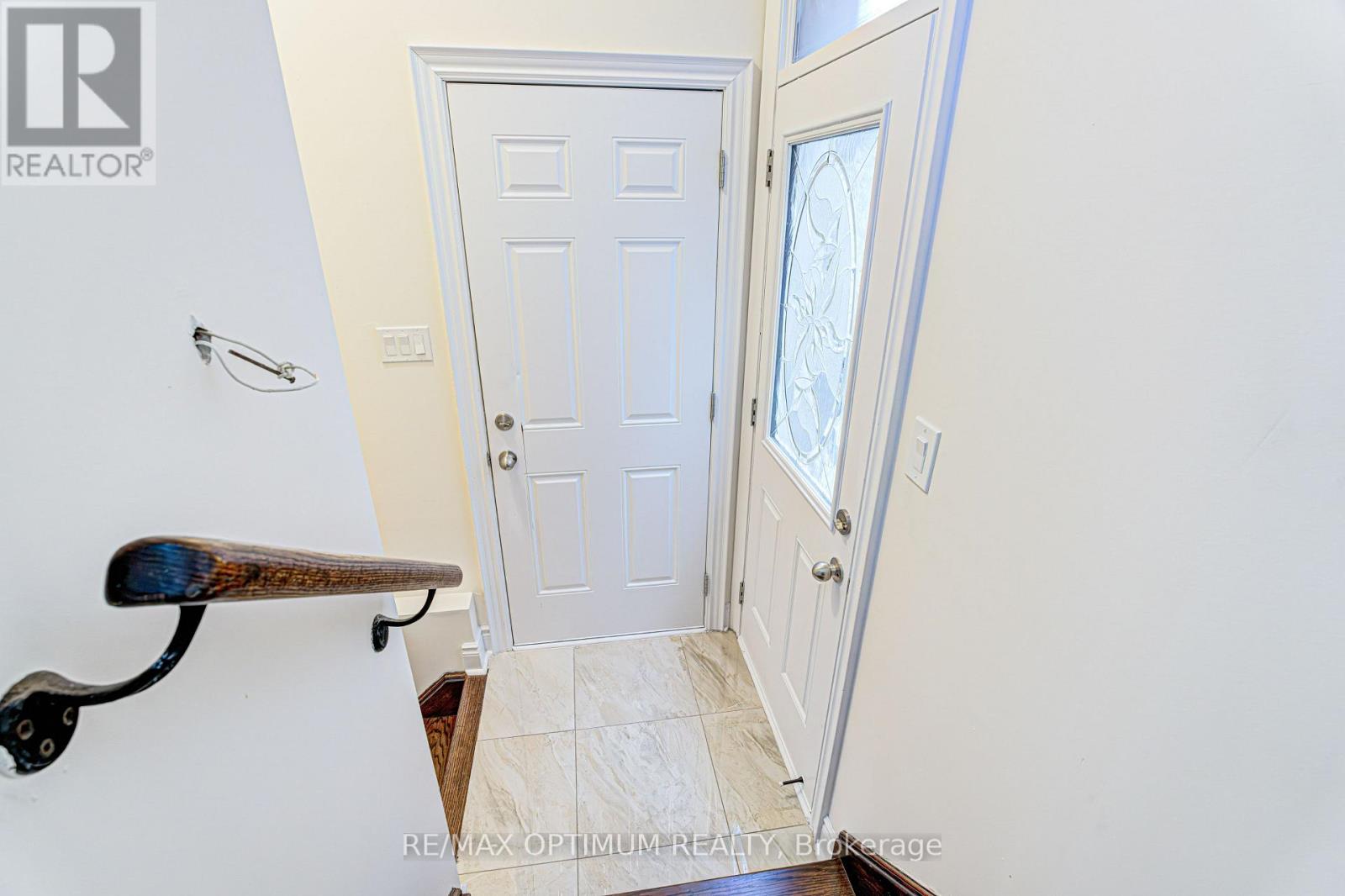 80 Royal West Drive Property Photo 48