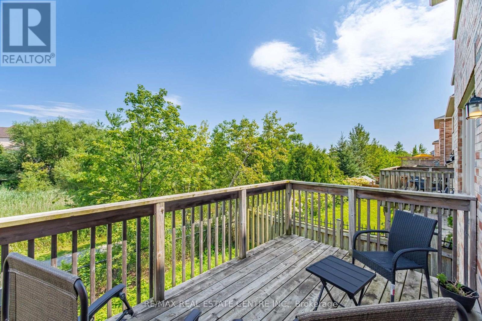 2425 Quetico Crescent Property Photo 17