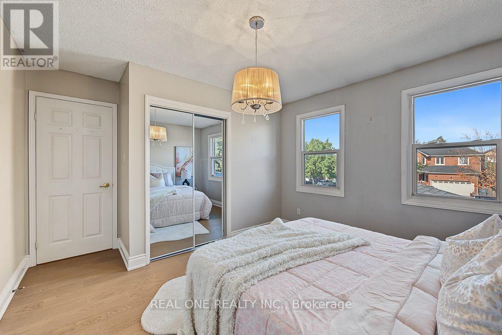 476 Bud Gregory Boulevard Property Photo 26