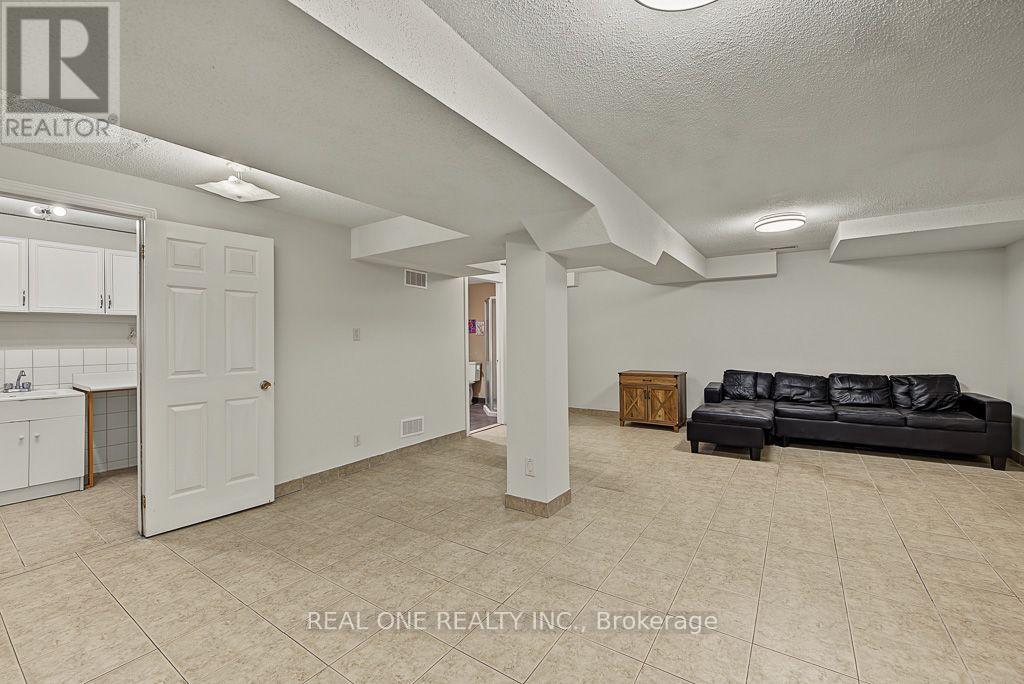 476 Bud Gregory Boulevard Property Photo 38