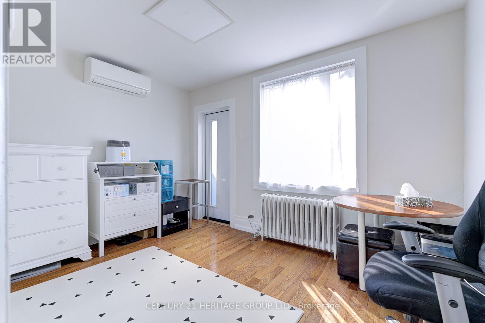 3065 Lake Shore Boulevard W Property Photo 10