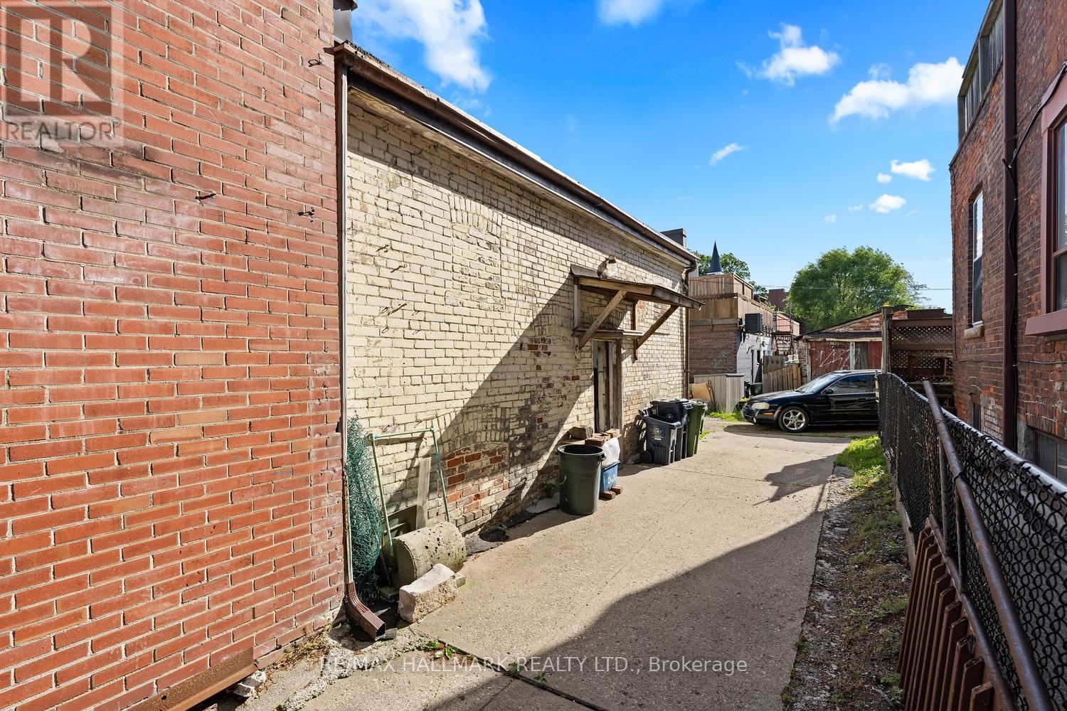 534 Annette Street Property Photo 24