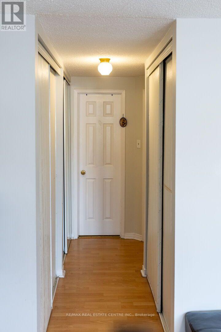 42 Wooliston Crescent Property Photo 15
