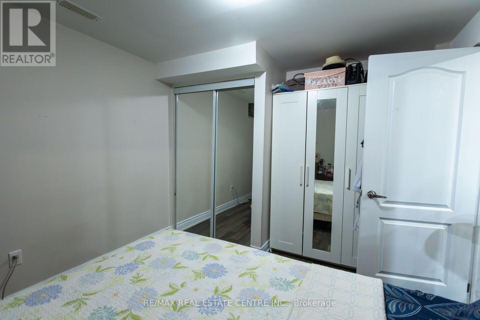 42 Wooliston Crescent Property Photo 30