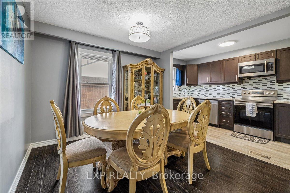 52 - 371 Bronte Street S Property Photo 10