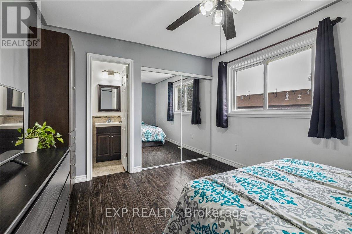 52 - 371 Bronte Street S Property Photo 16