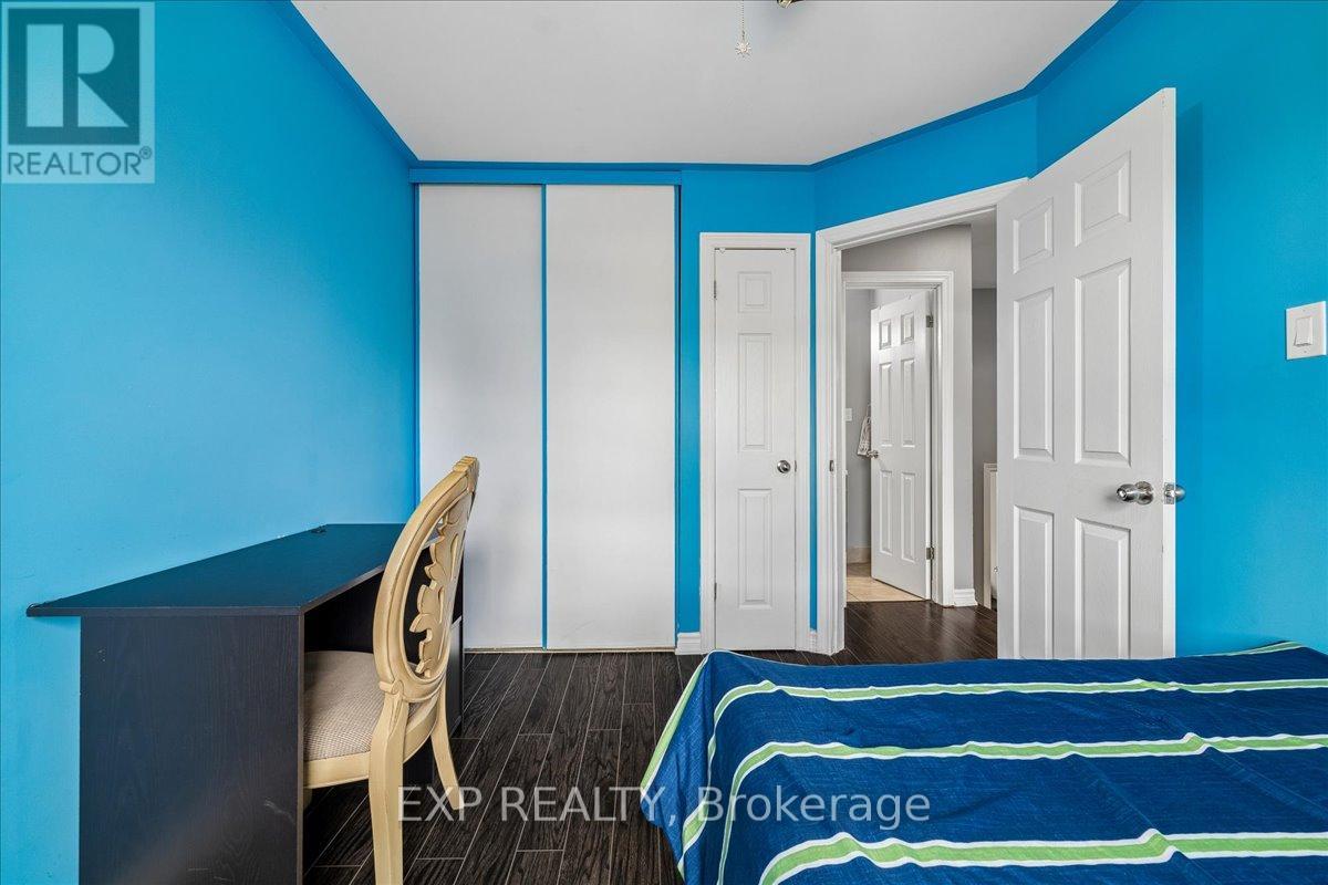 52 - 371 Bronte Street S Property Photo 22