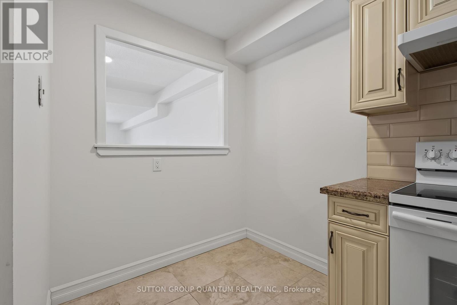 504 - 965 Inverhouse Drive Property Photo 24