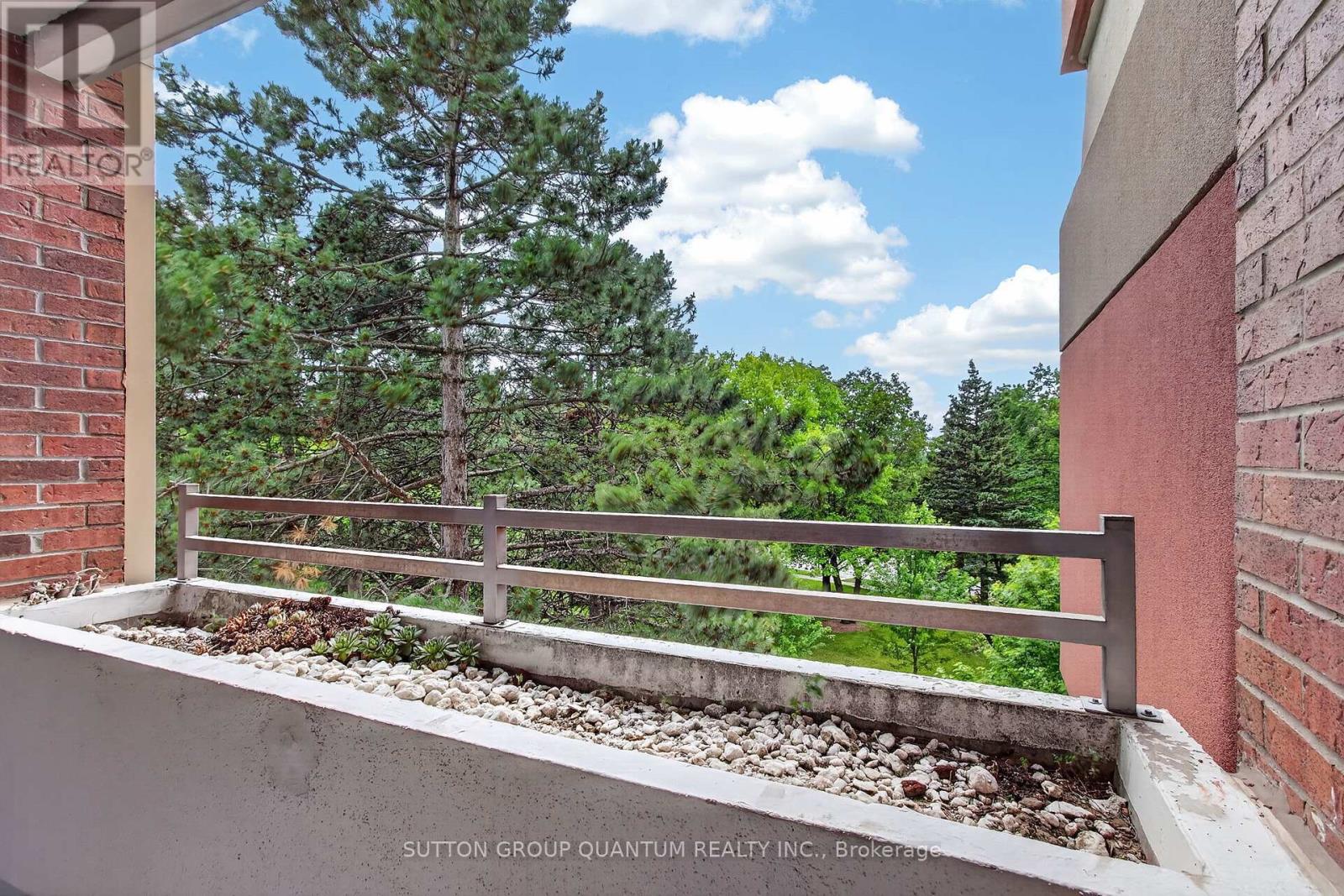 504 - 965 Inverhouse Drive Property Photo 32