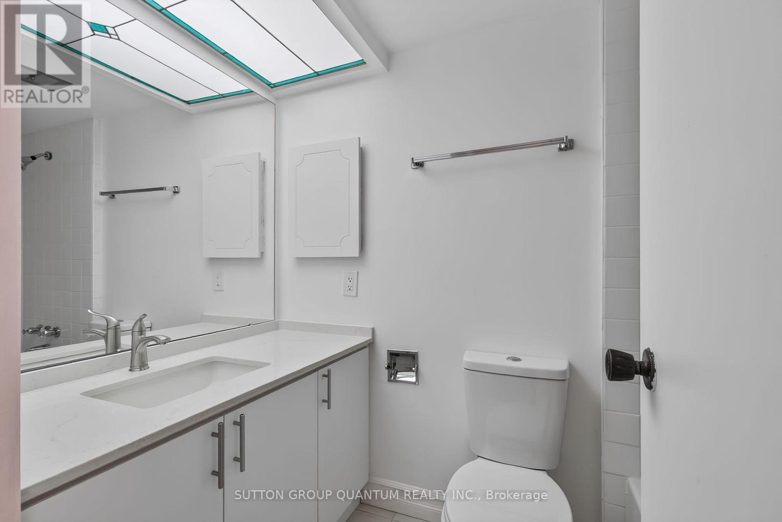 504 - 965 Inverhouse Drive Property Photo 38