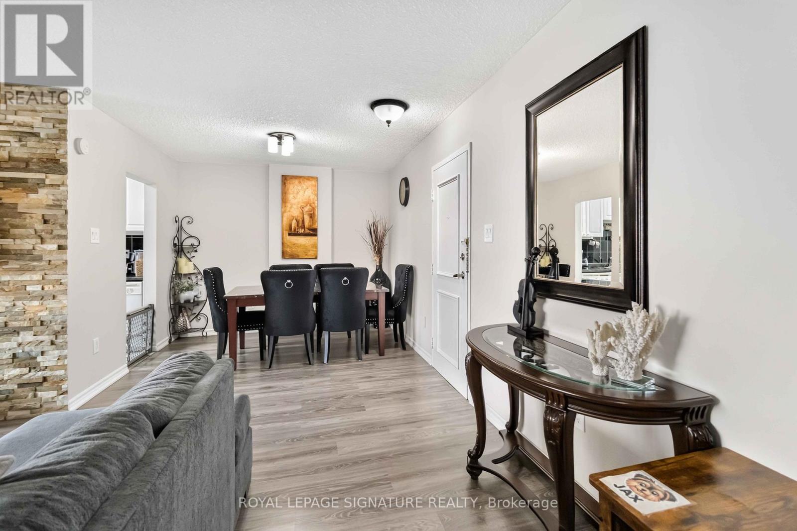 512 - 1615 Bloor Street Property Photo 9