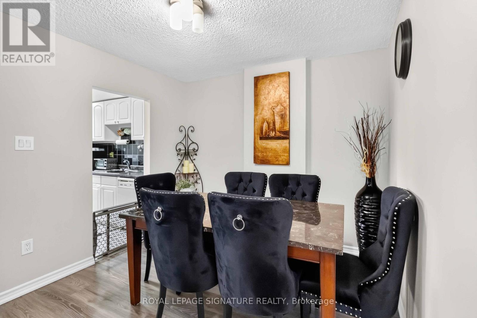 512 - 1615 Bloor Street Property Photo 12