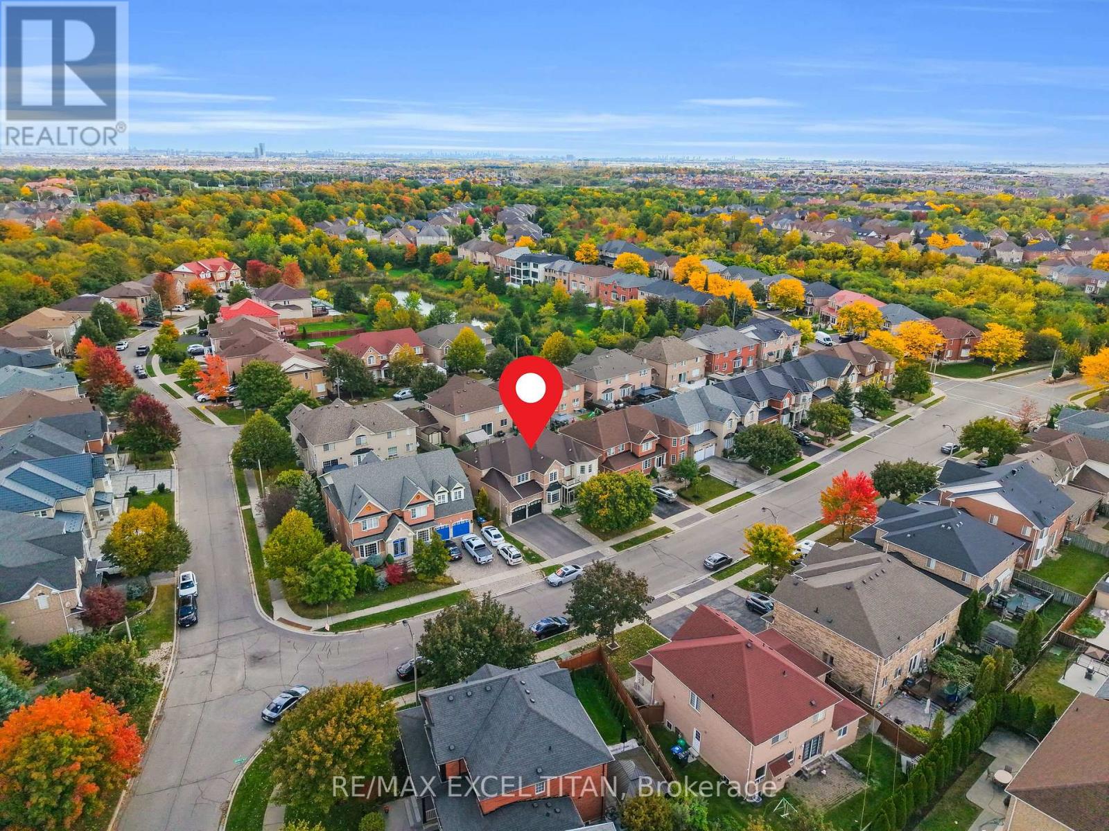 7 Braydon Boulevard Property Photo 3
