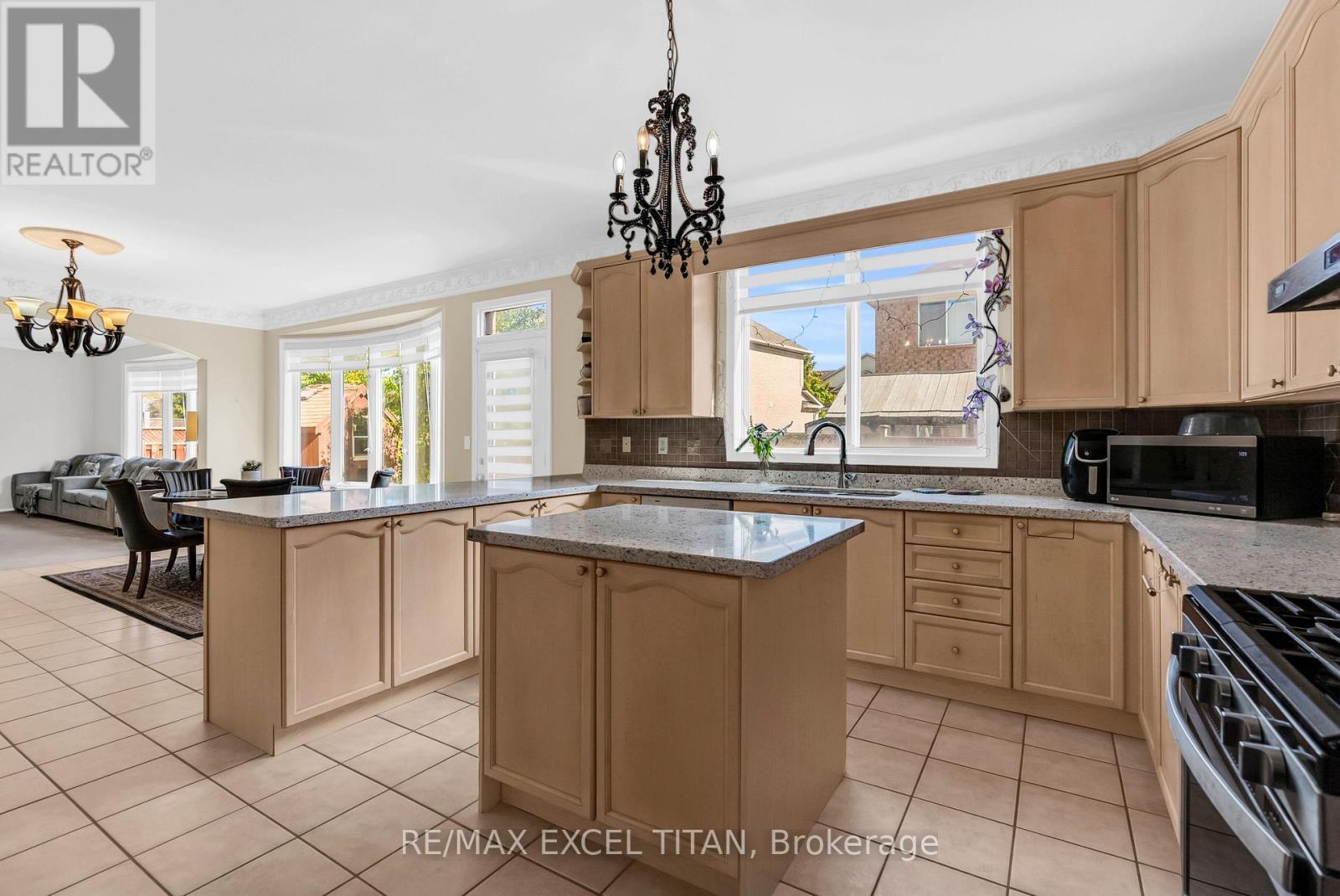 7 Braydon Boulevard Property Photo 15