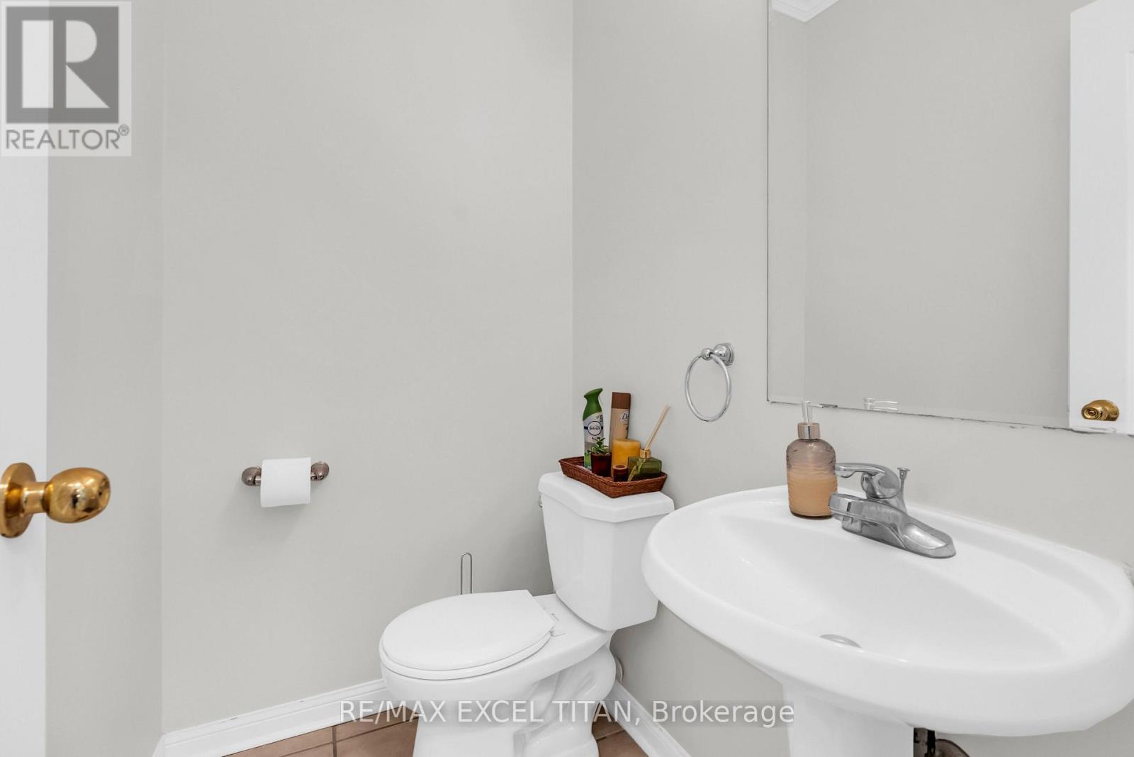 7 Braydon Boulevard Property Photo 18
