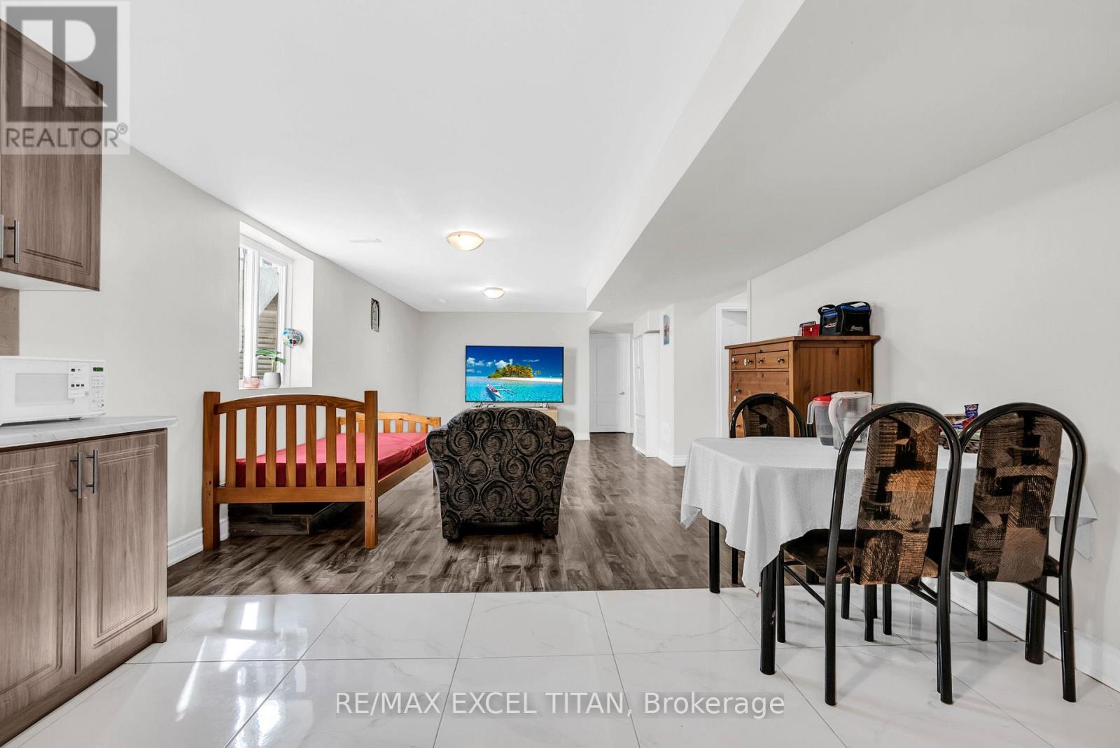7 Braydon Boulevard Property Photo 41