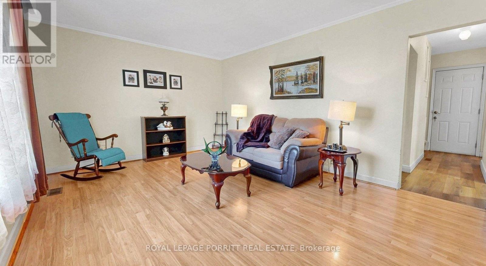9 Putney Road Property Photo 2