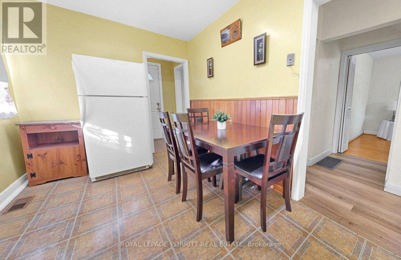 9 Putney Road Property Photo 7