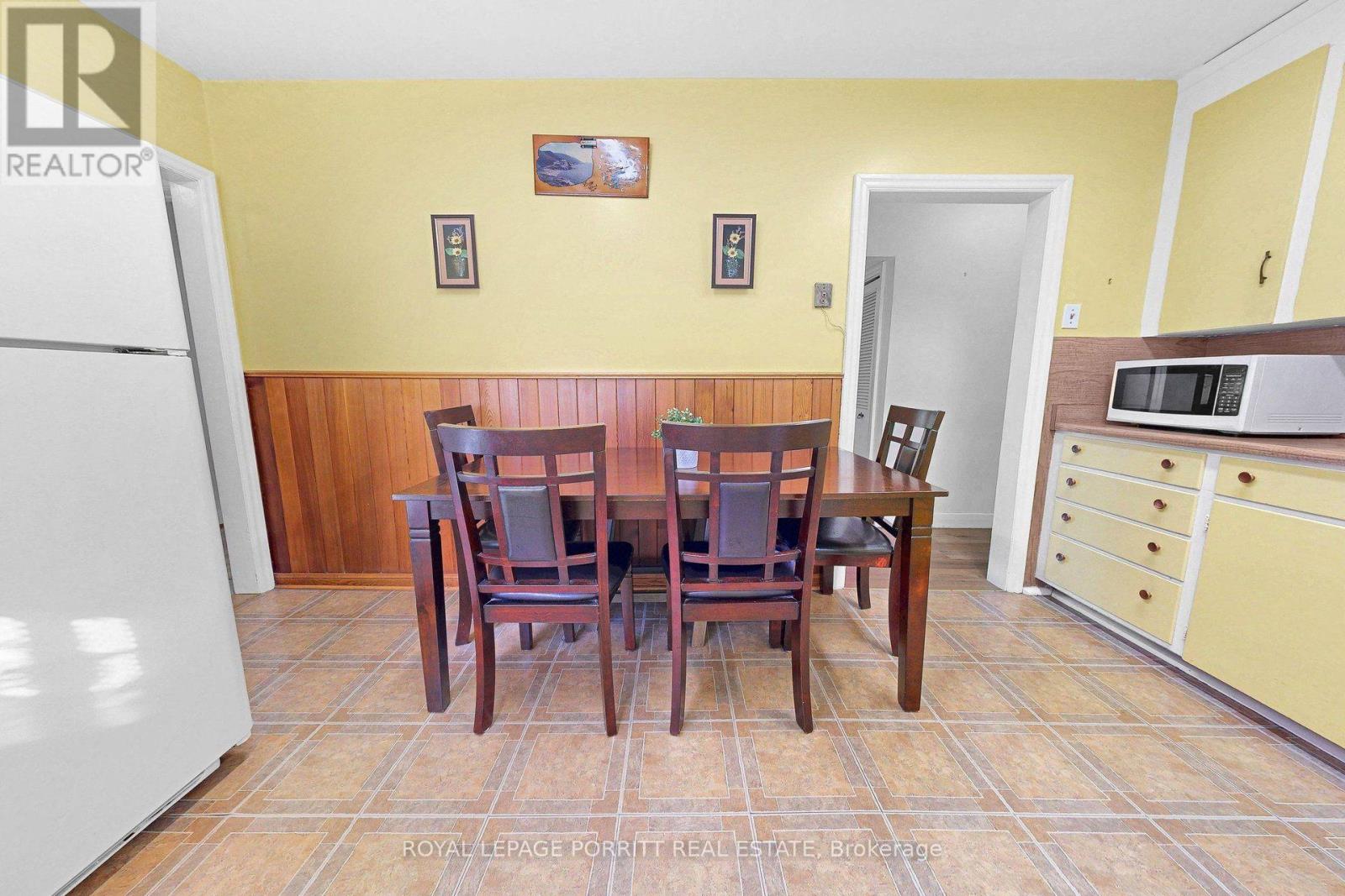 9 Putney Road Property Photo 8