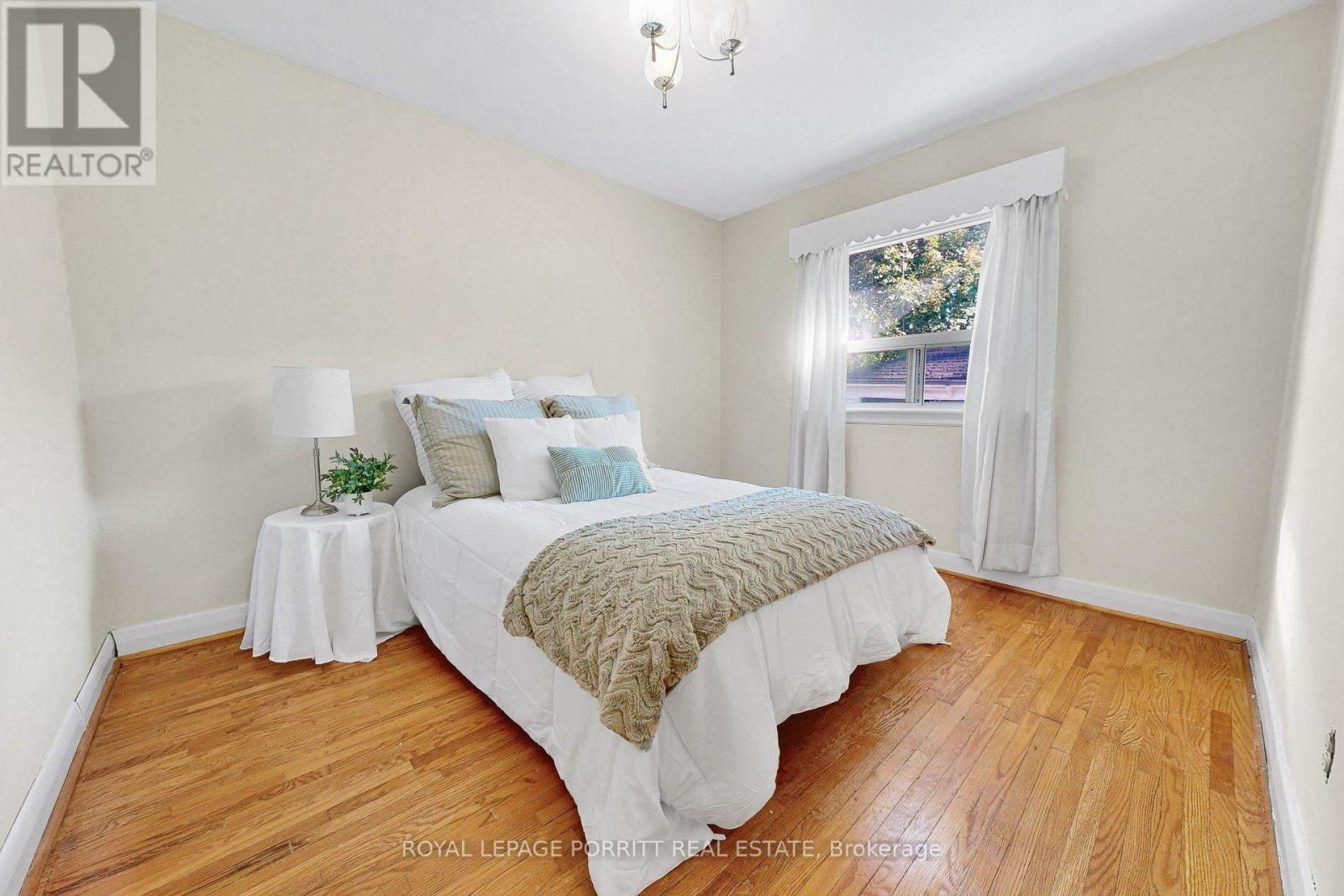 9 Putney Road Property Photo 12