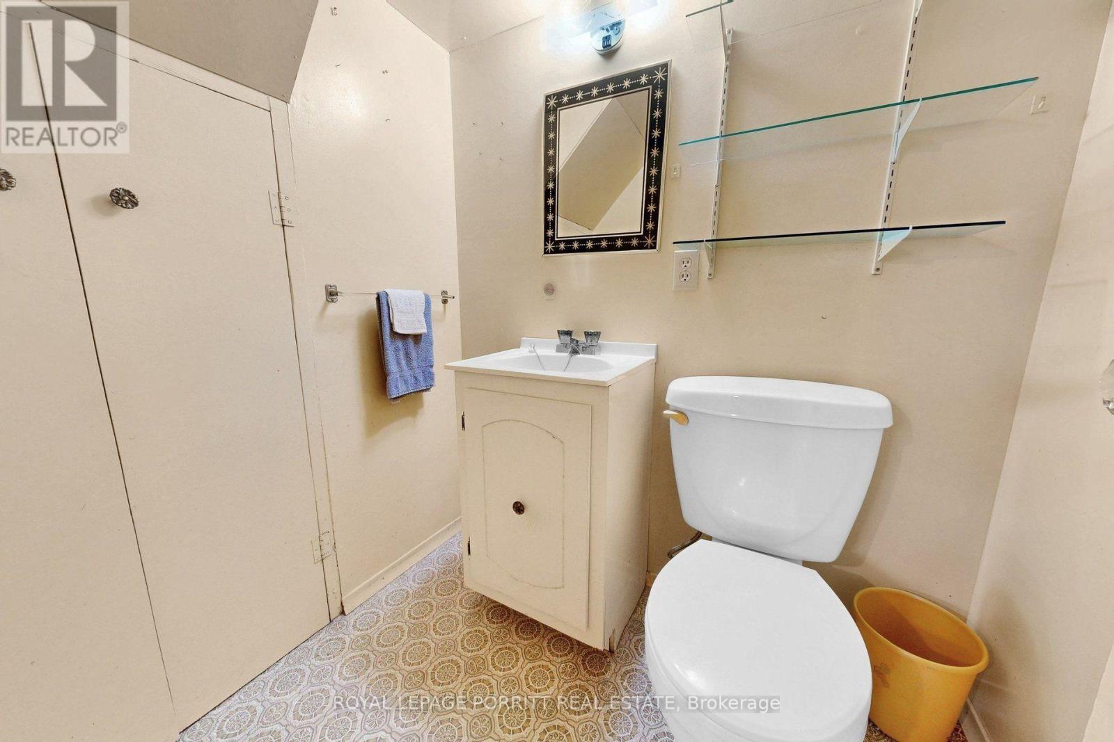 9 Putney Road Property Photo 16