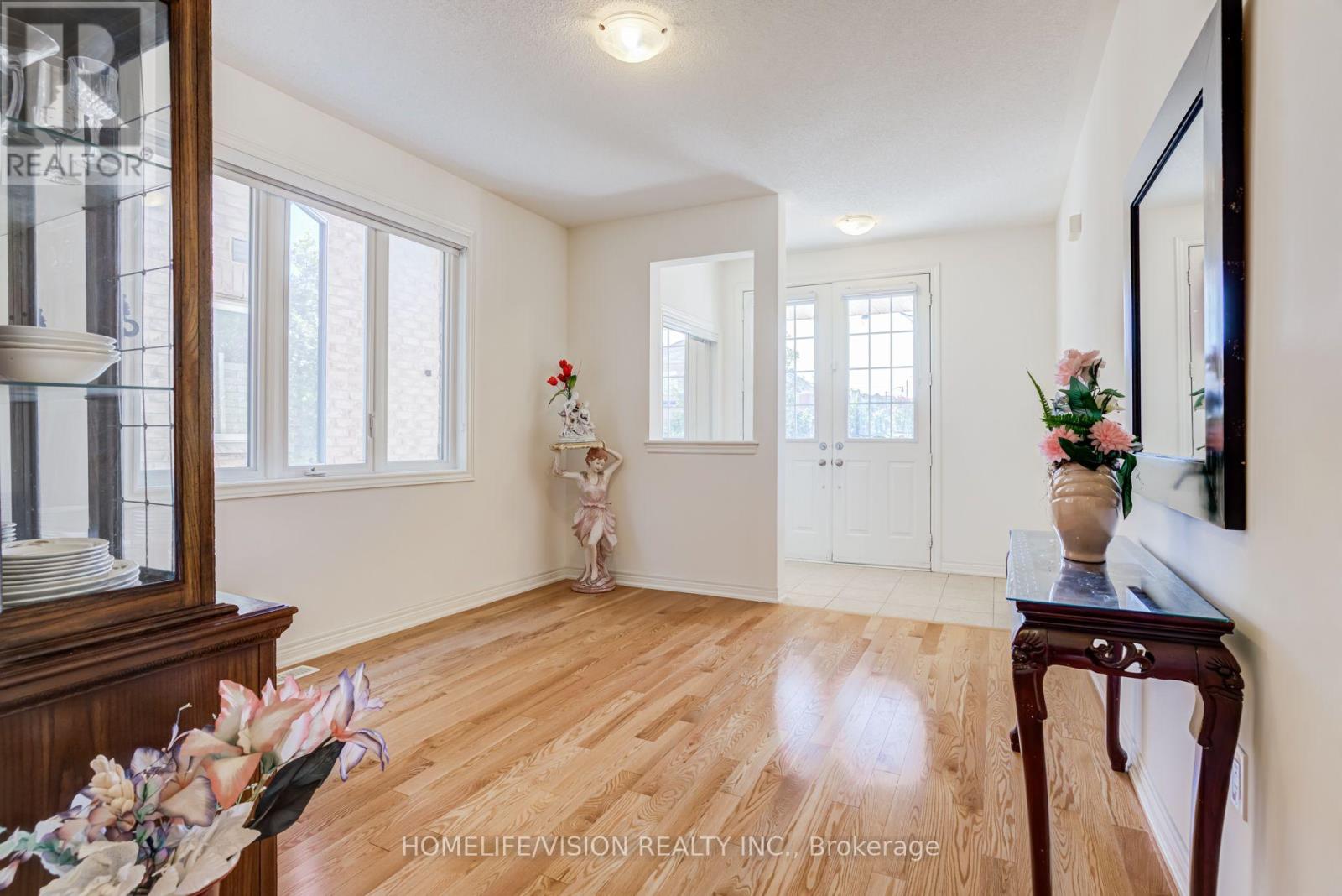 383 Royal West Drive Property Photo 8