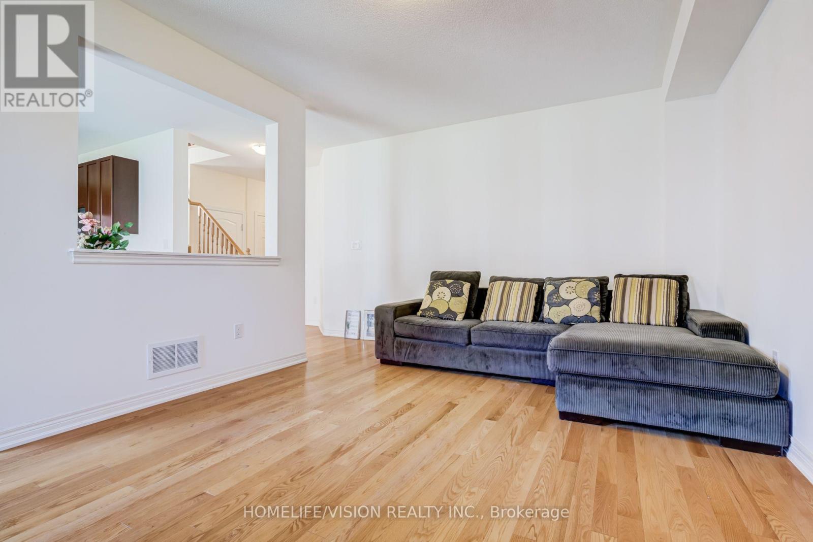383 Royal West Drive Property Photo 13