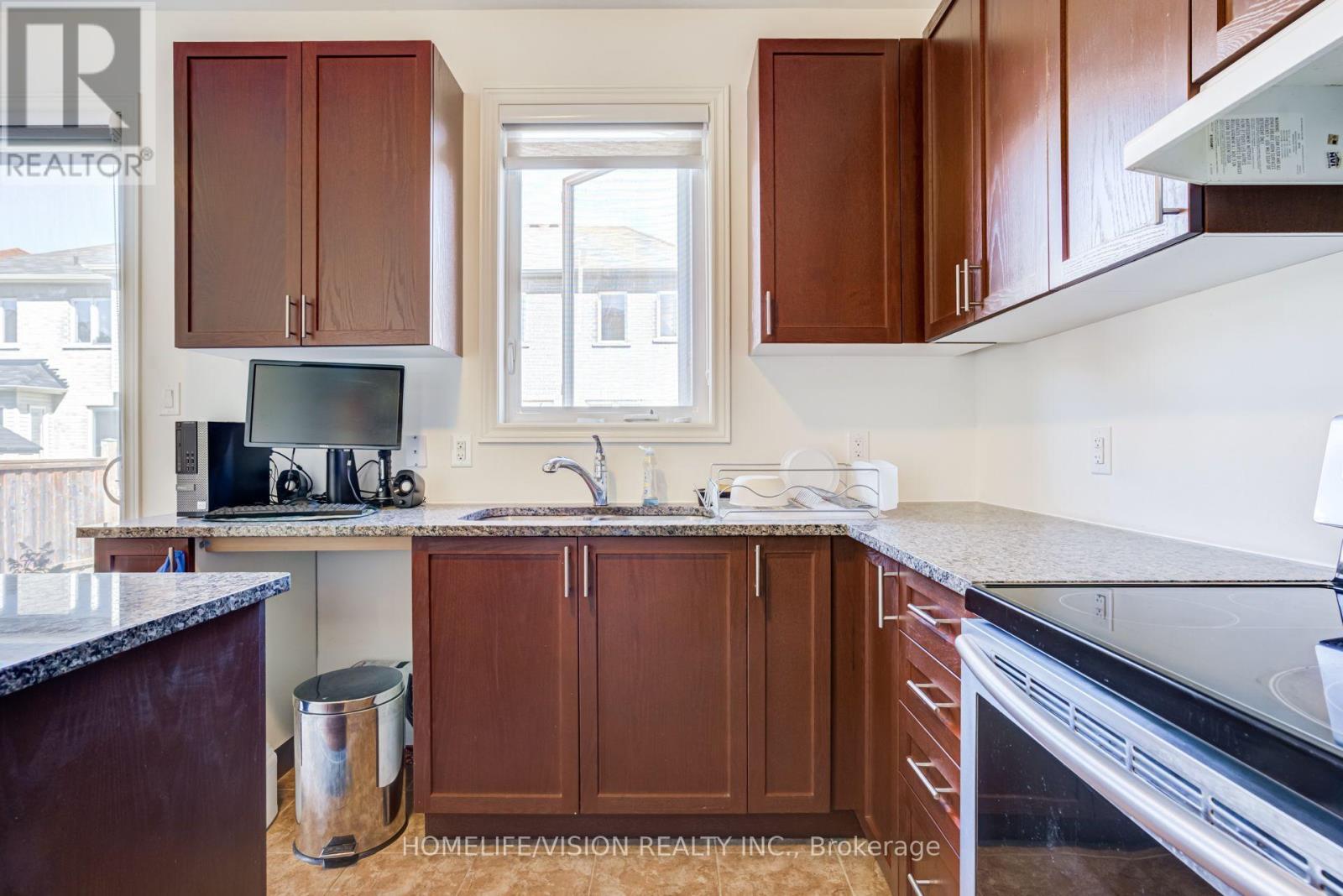 383 Royal West Drive Property Photo 18