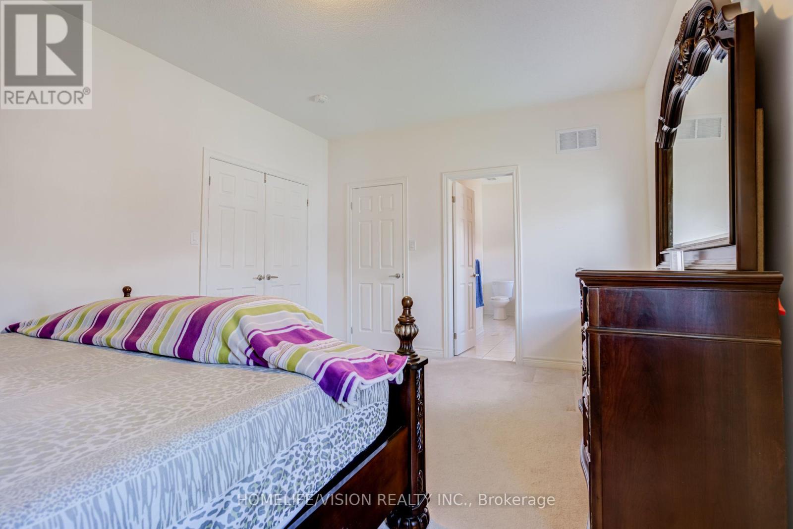 383 Royal West Drive Property Photo 25