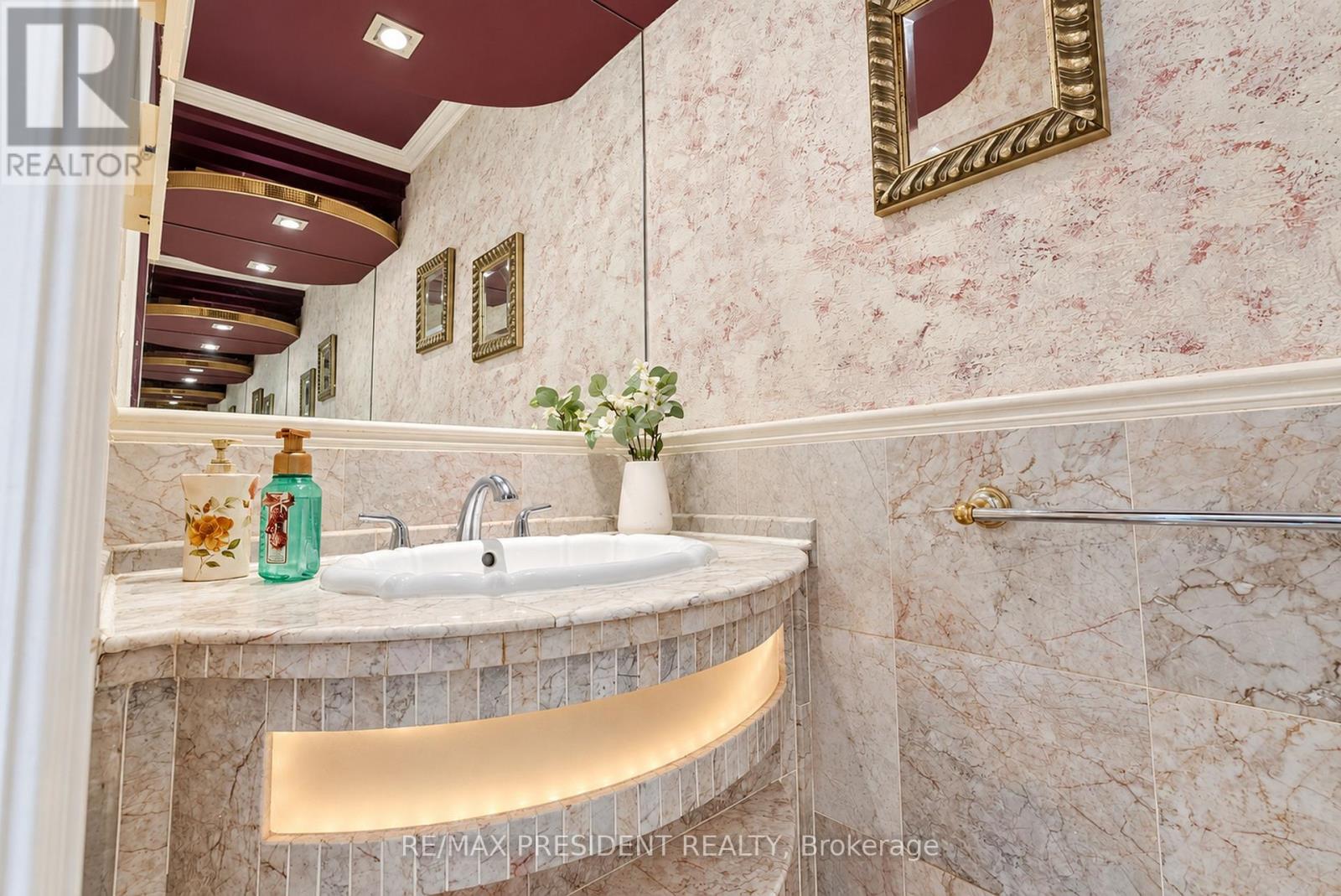 9 Aster Court Property Photo 10