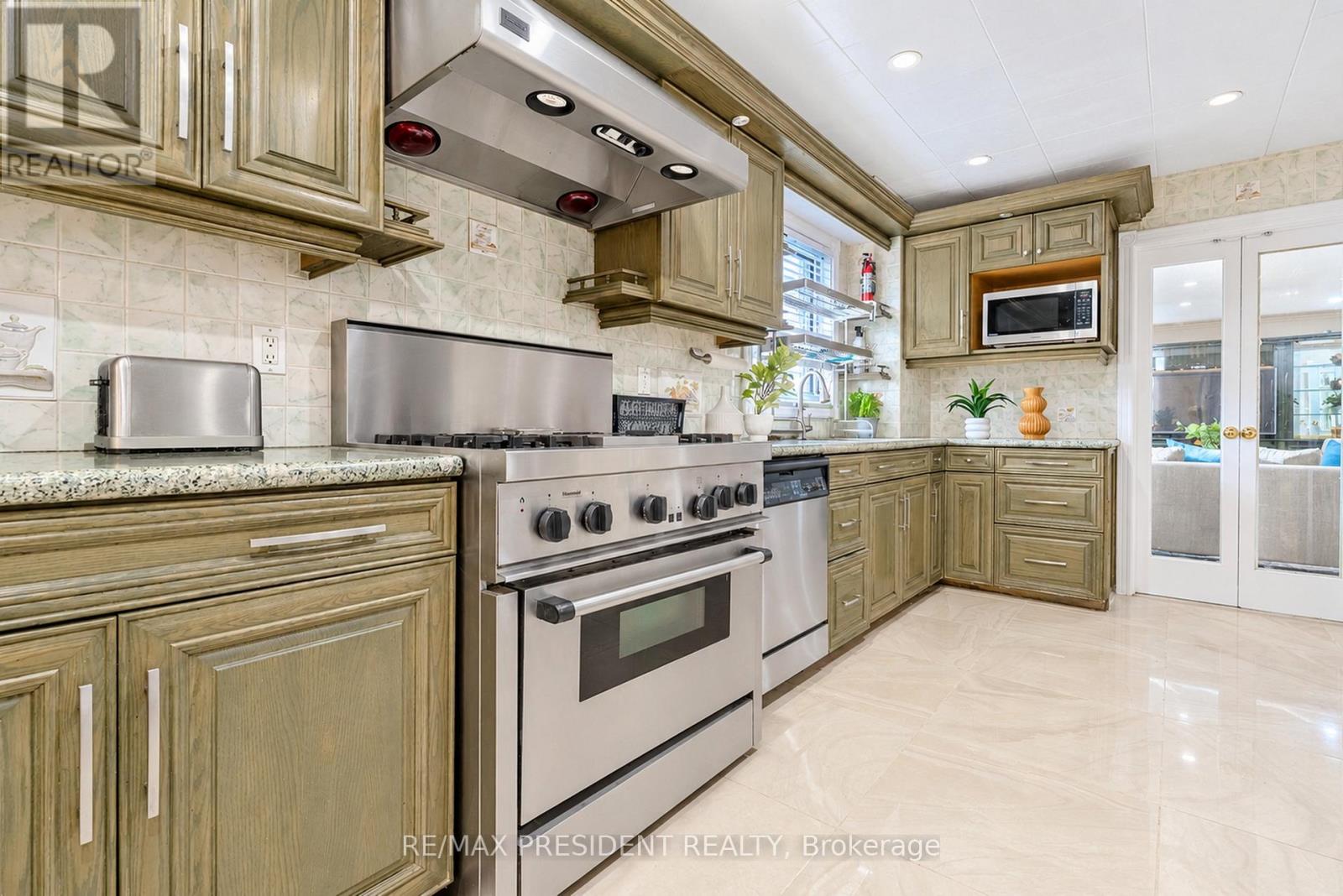 9 Aster Court Property Photo 21