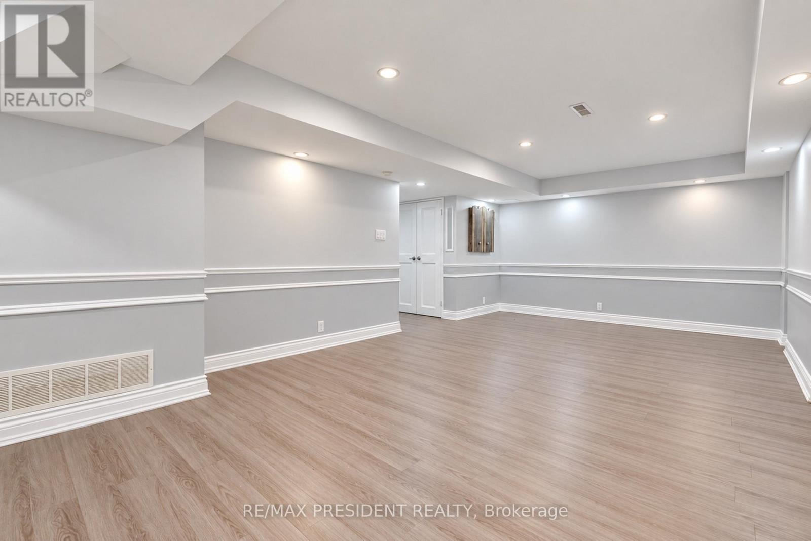 9 Aster Court Property Photo 42