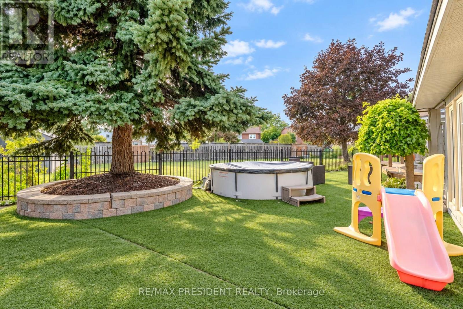9 Aster Court Property Photo 49
