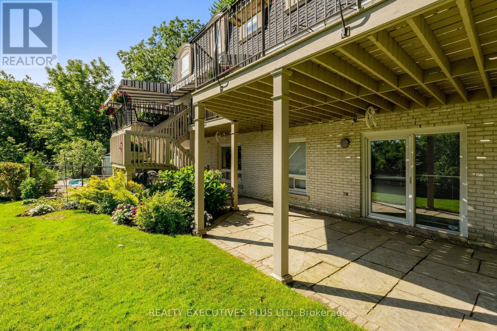 691 Nautalex Court Property Photo 16