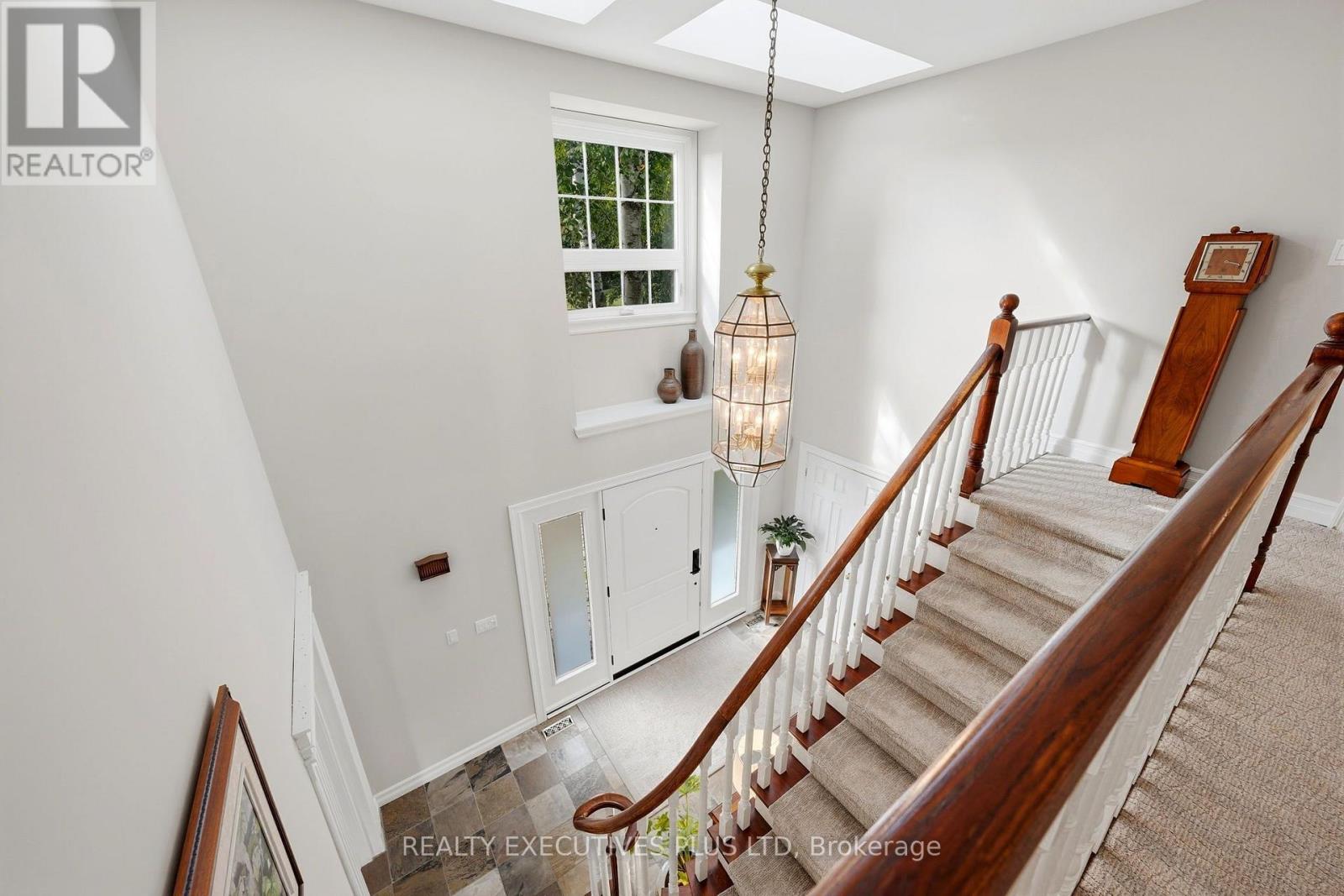 691 Nautalex Court Property Photo 23