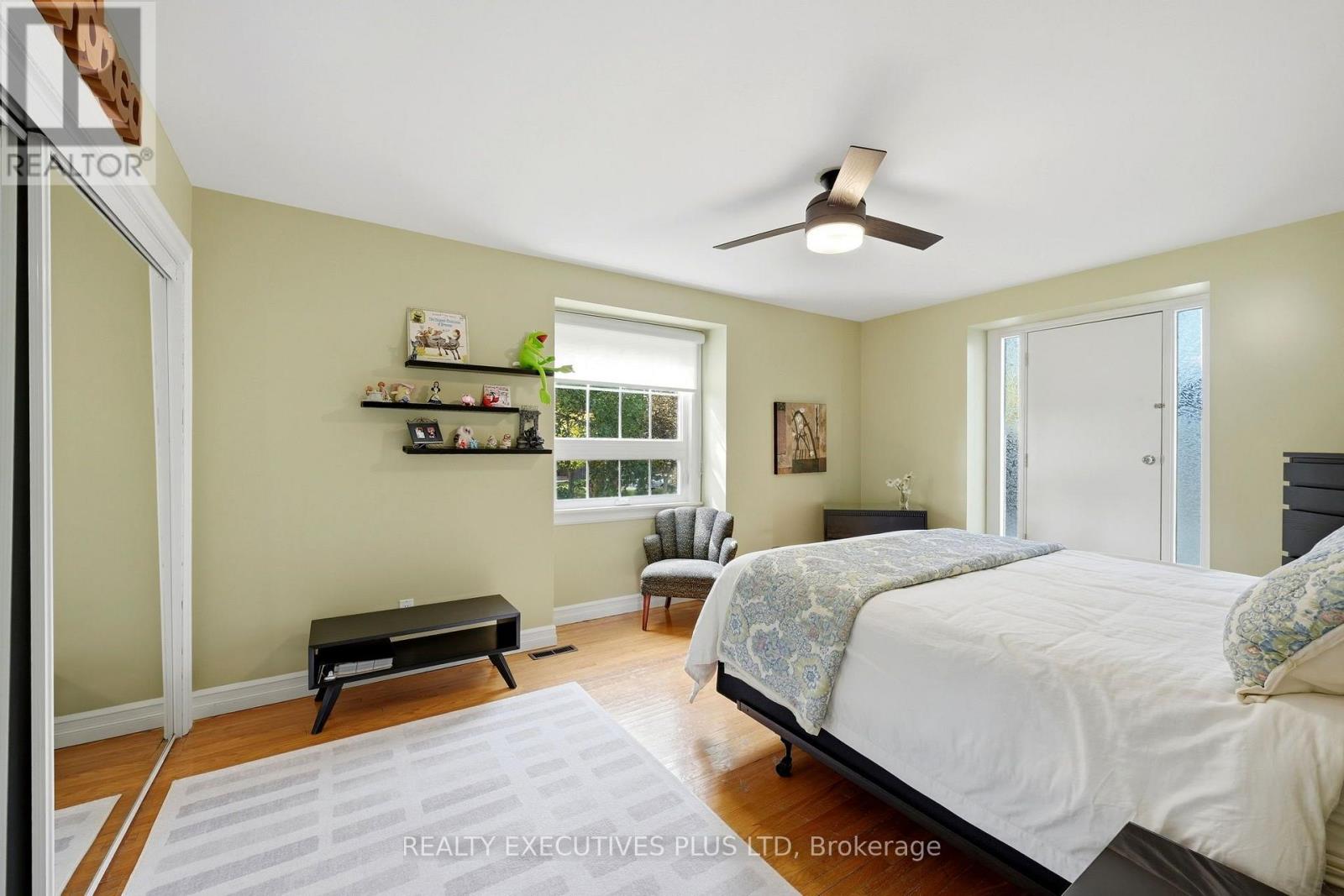 691 Nautalex Court Property Photo 41