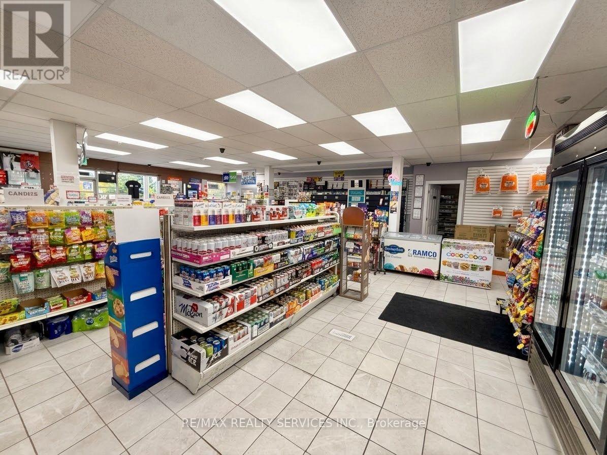 160 Guelph Street Property Photo 19