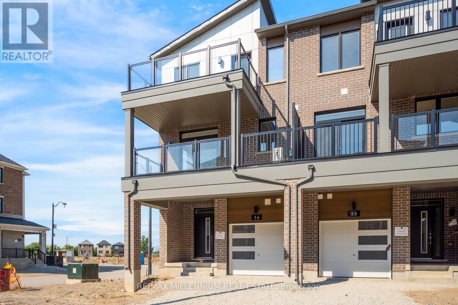 Main - 36 Thornbird Crescent Property Photo 2