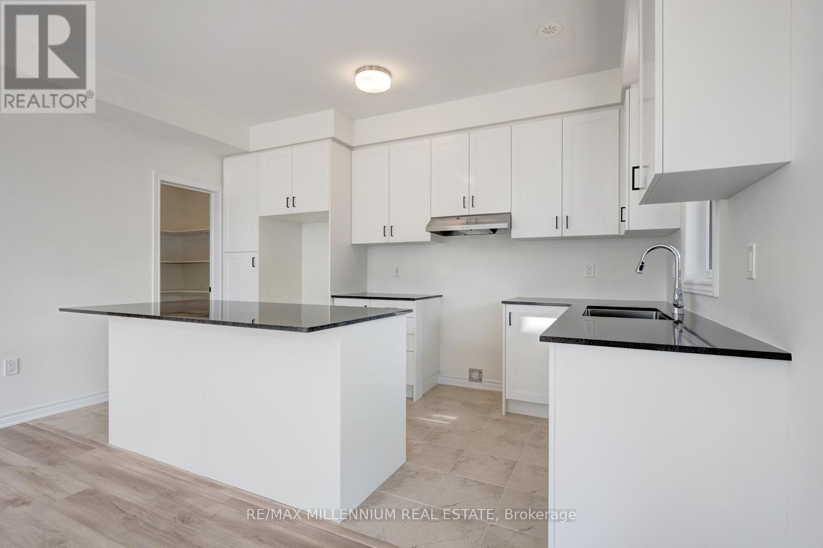 Main - 36 Thornbird Crescent Property Photo 19